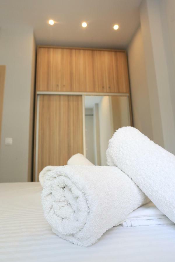 Kyana Downtown Studios เทสซาโลนิกิ ภายนอก รูปภาพ